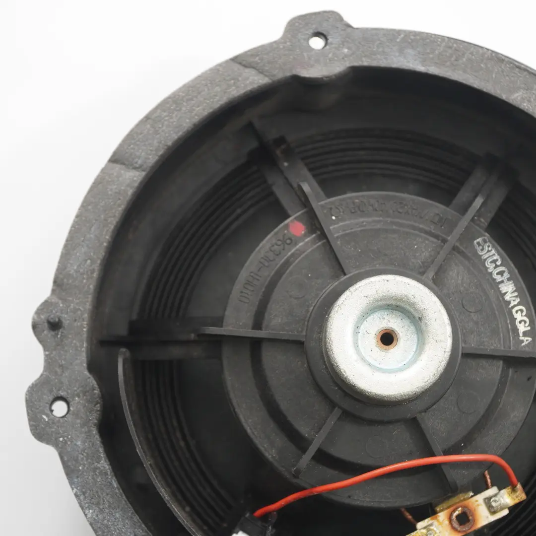 Altoparlante porta posteriore sinistro Audio per Kia Ceed 1 con numero di parte 963301H010 Kia Ceed 1 Altoparlante porta posteriore sinistro Audio - SKU 963301H010 - Numero di parte 963301H010