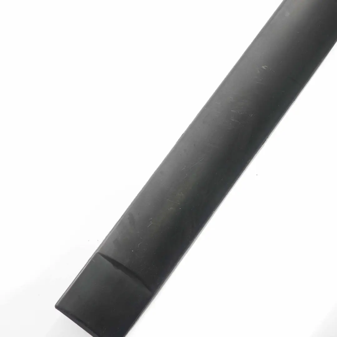 Peugeot 307 Baguette de Porte Arriere Gauche Moulure Décor Panneau - SKU 9634011377 - Numéro de pièce 9634011377