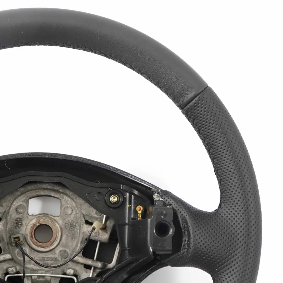 NUOVO in pelle nera per Peugeot 307 Volante con numero di parte 96345022 Peugeot 307 Volante NUOVO in pelle nera - SKU 96345022-1 - Numero di parte 96345022