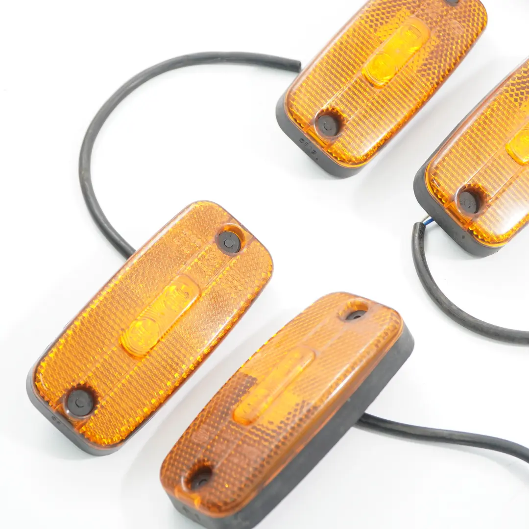 Mercedes Sprinter W906 Luz de balizamiento lateral LED HELLA Set - SKU 963639 - Número de pieza 963639