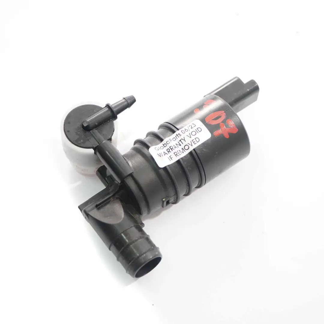 Pompa lavaggio parabrezza Unità serbatoio fluido per Peugeot 307 con numero di parte 9643447980 Peugeot 307 Pompa lavaggio parabrezza Unità serbatoio fluido - SKU 9643447980 - Numero di parte 9643447980