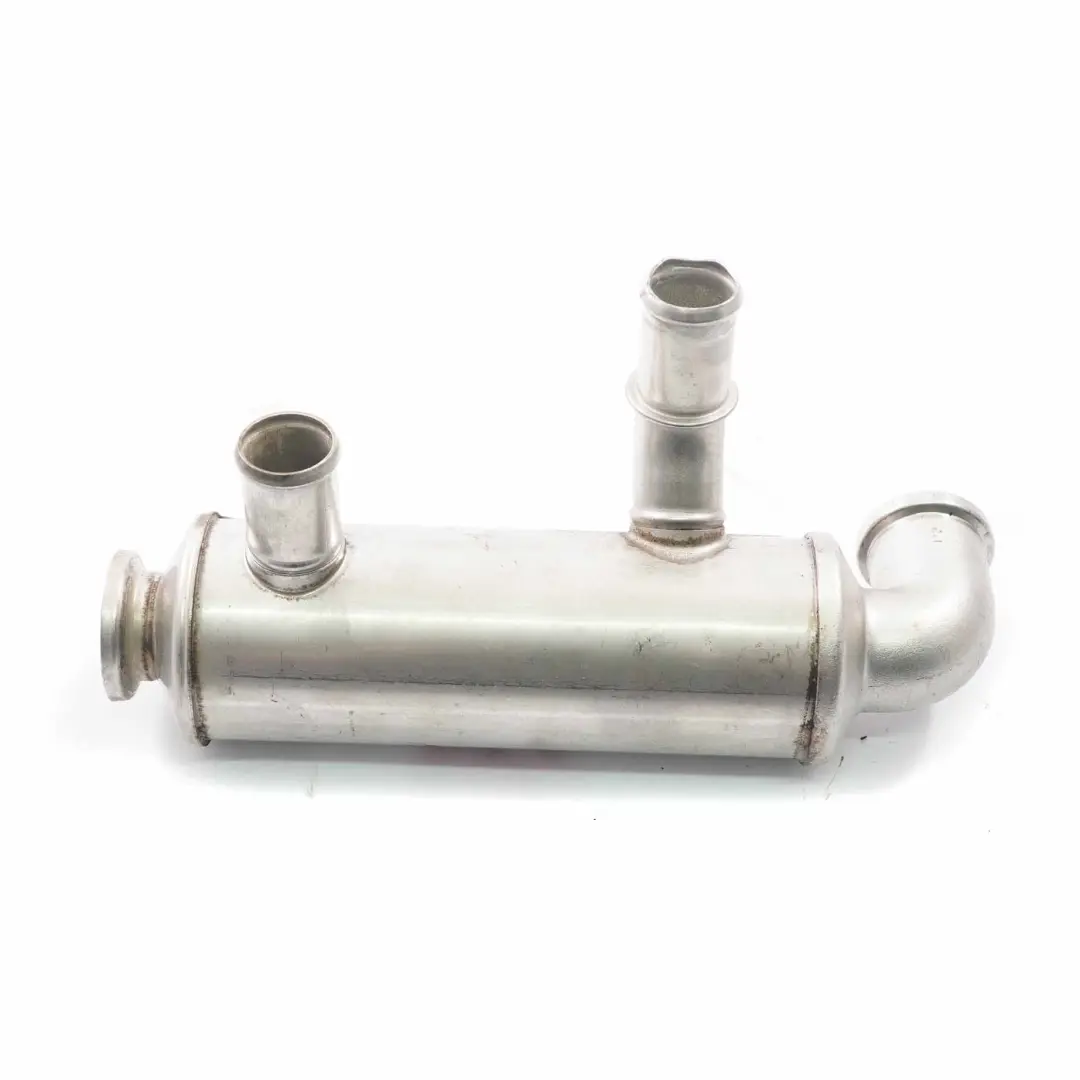 Exhaust Cooler Peugeot 207 EGR Hose Pipe to with Part number 9646762280 Exhaust Cooler Peugeot 207 EGR Hose Pipe - SKU 9646762280 - Part number 9646762280