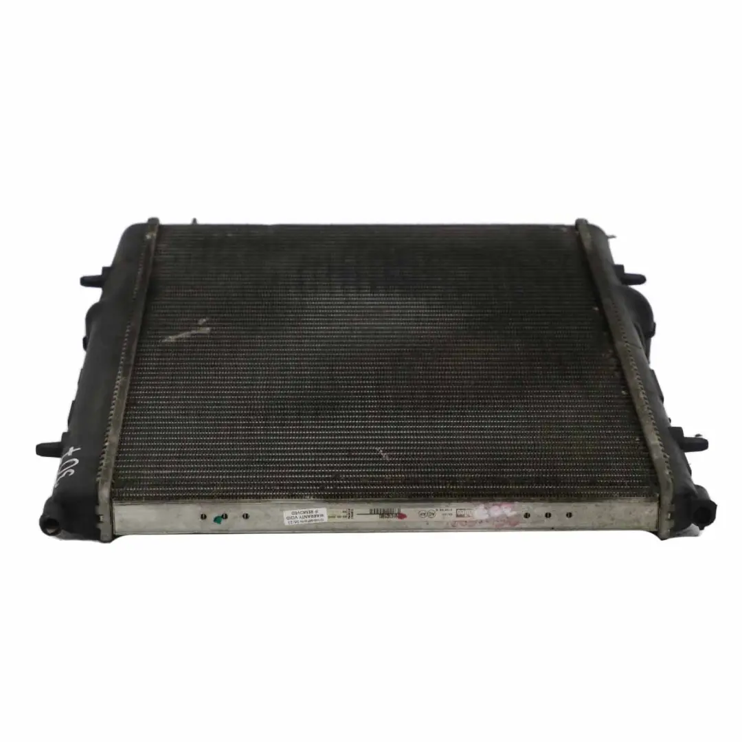 Radiateur de refroidissement d'eau Radiateur du moteur pour Peugeot 307 à propos du numéro de pièce 9647421480 Peugeot 307 Radiateur de refroidissement d'eau Radiateur du moteur - SKU 9647421480 - Numéro de pièce 9647421480