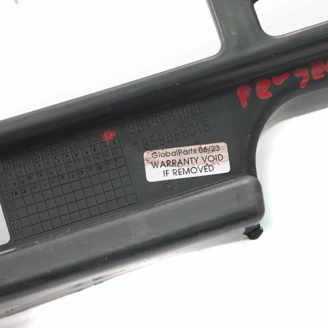 Pare-chocs arrière Support central Support de fixation pour Peugeot 207 à propos du numéro de pièce 9649681080 Peugeot 207 Pare-chocs arrière Support central Support de fixation - SKU 9649681080 - Numéro de pièce 9649681080