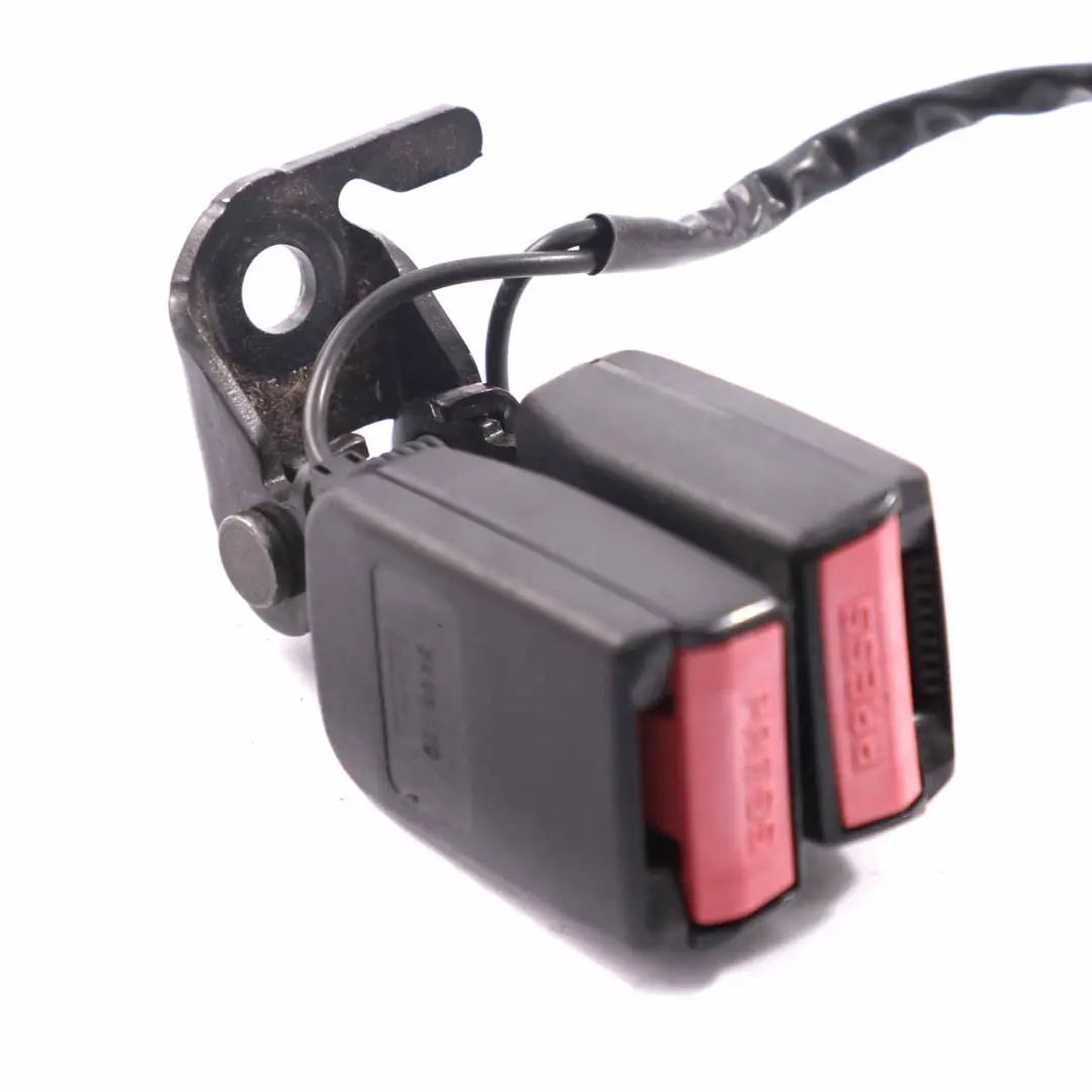 Peugeot 207 Ceinture Sécurité Boucle Arrière Milieu Centre Droite - SKU 96498079XX - Numéro de pièce 96498079XX