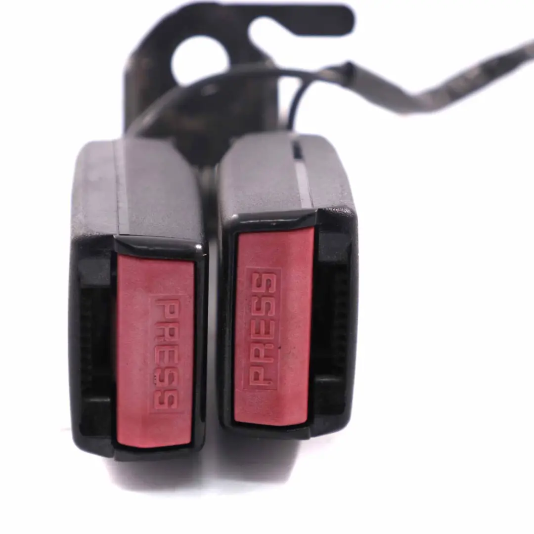 Peugeot 207 Fibbia cintura di sicurezza posteriore centrale destra - SKU 96498079XX - Numero di parte 96498079XX