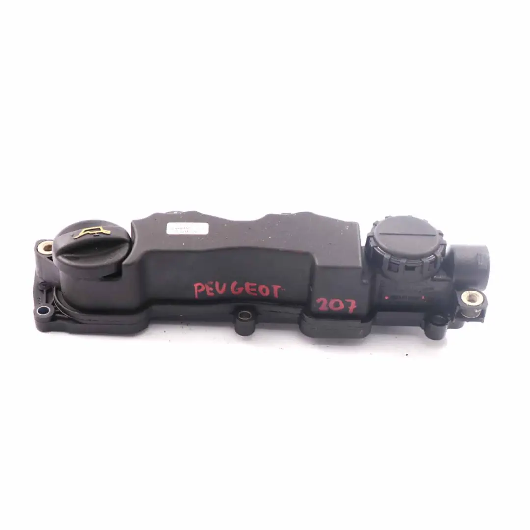 Coperchio Motore Testa Pannello Bilanciere per Peugeot 207 1.6 HDI Diesel con numero di parte 9651815680 Peugeot 207 1.6 HDI Diesel Coperchio Motore Testa Pannello Bilanciere - SKU 9651815680 - Numero di parte 9651815680