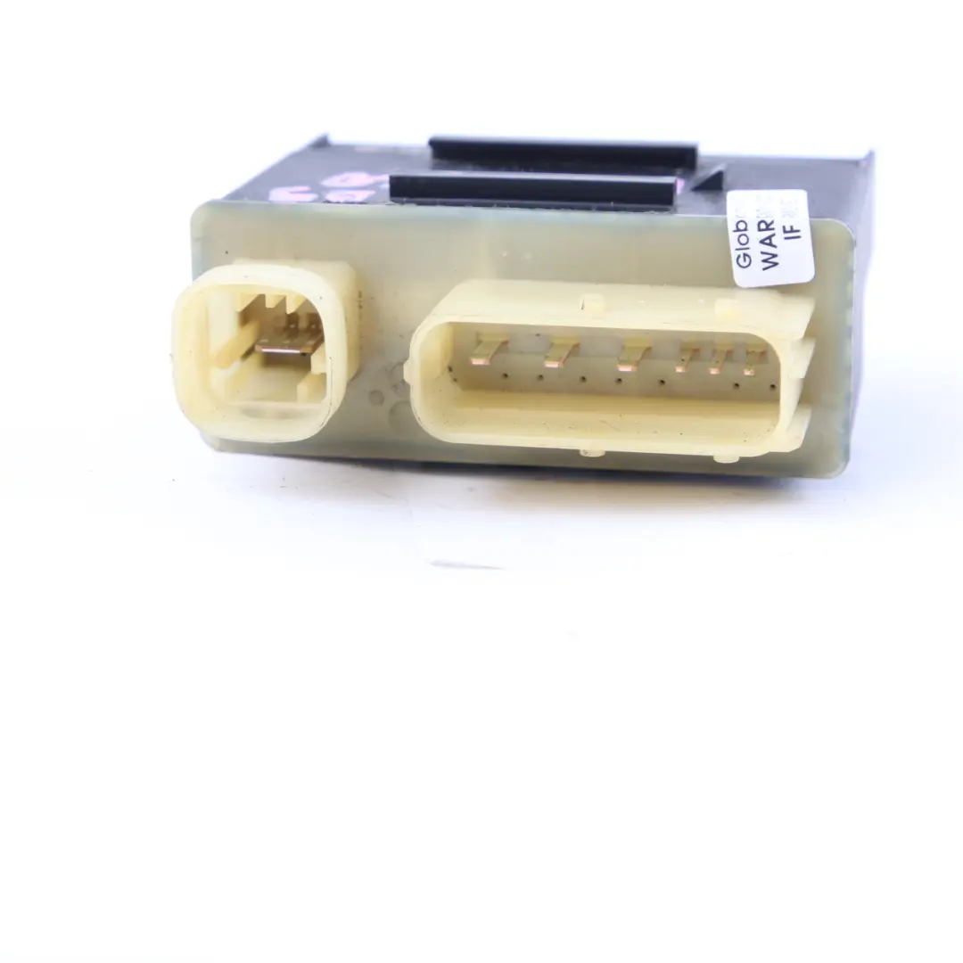 Citroen Berlingo Cooling Fan Relay Plug Control Module to with Part number 9652021180 Citroen Berlingo Cooling Fan Relay Plug Control Module - SKU 9652021180 - Part number 9652021180