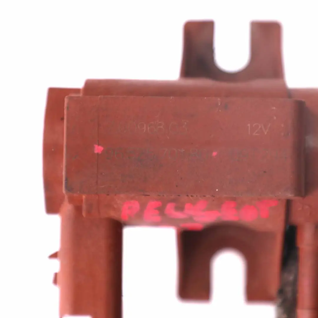 Elettrovalvola Pressione Sovralimentazione Turbo Diesel per Peugeot 207 con numero di parte 9652570180 Peugeot 207 Elettrovalvola Pressione Sovralimentazione Turbo Diesel - SKU 9652570180 - Numero di parte 9652570180