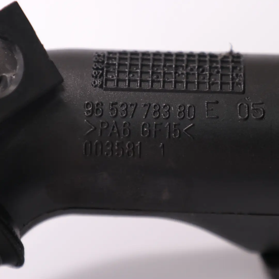 Rura Dolot Powietrza do Peugeot 207 1.6 HDI Diesel o numerze 9653778380 Peugeot 207 1.6 HDI Diesel Rura Dolot Powietrza - SKU 9653778380 - Numer Części 9653778380