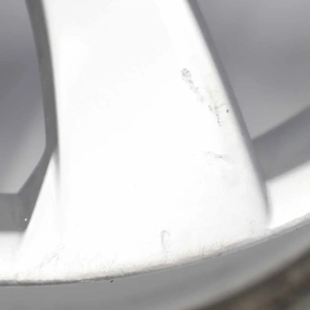  Citroen C4 Picasso Jante Alu Argent 16" ET:26 6,5J - SKU 9654385880-2 - Numéro de pièce 9654385880