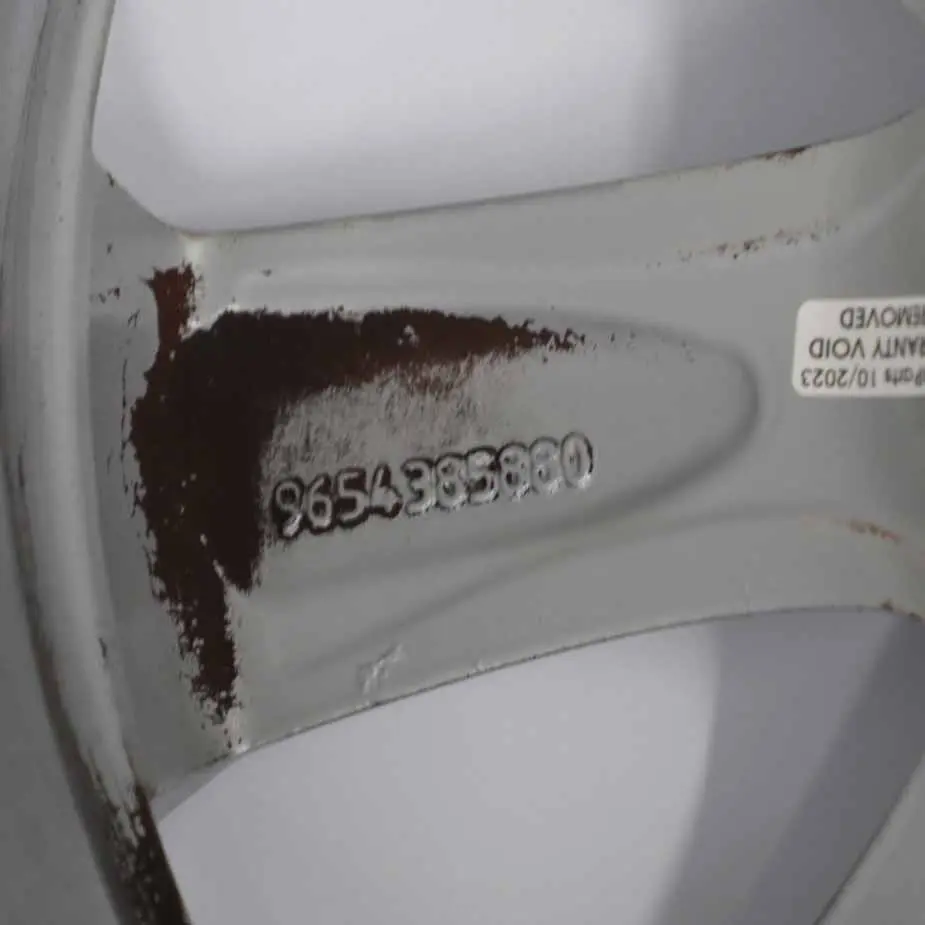 Citroen C4 Picasso Silver Alloy Wheel Rim 16" ET:26 6,5J to with Part number 9654385880 Citroen C4 Picasso Silver Alloy Wheel Rim 16" ET:26 6,5J - SKU 9654385880-4 - Part number 9654385880