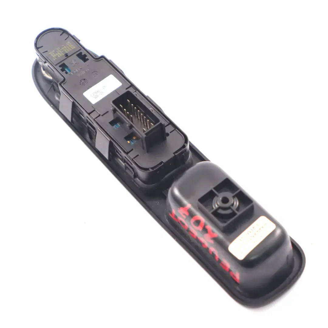 Peugeot 207 Przełącznik Panel Sterowania Przycisk Szyb - SKU 9654858977 - Numer Części 9654858977