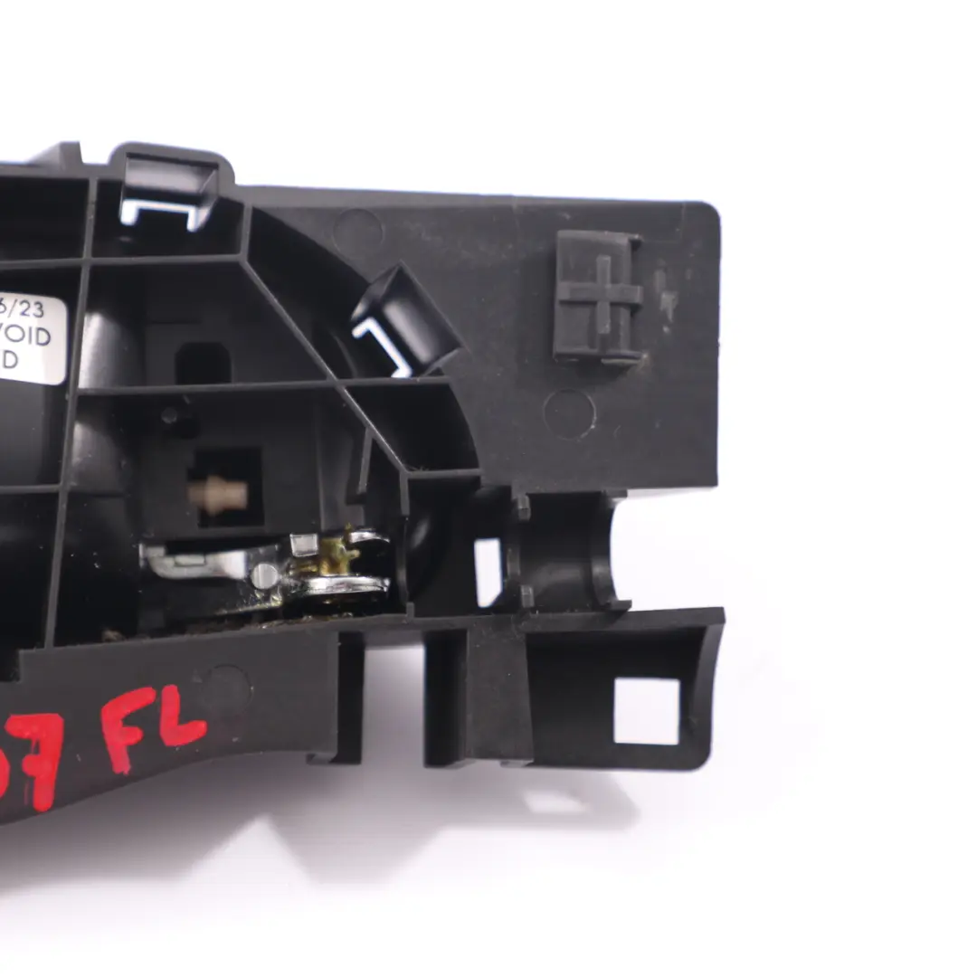 Embellecedor interior tirador puerta Peugeot 207 delantero izquierdo para con número de pieza 96555518VD Embellecedor interior tirador puerta Peugeot 207 delantero izquierdo - SKU 96555518VD - Número de pieza 96555518VD