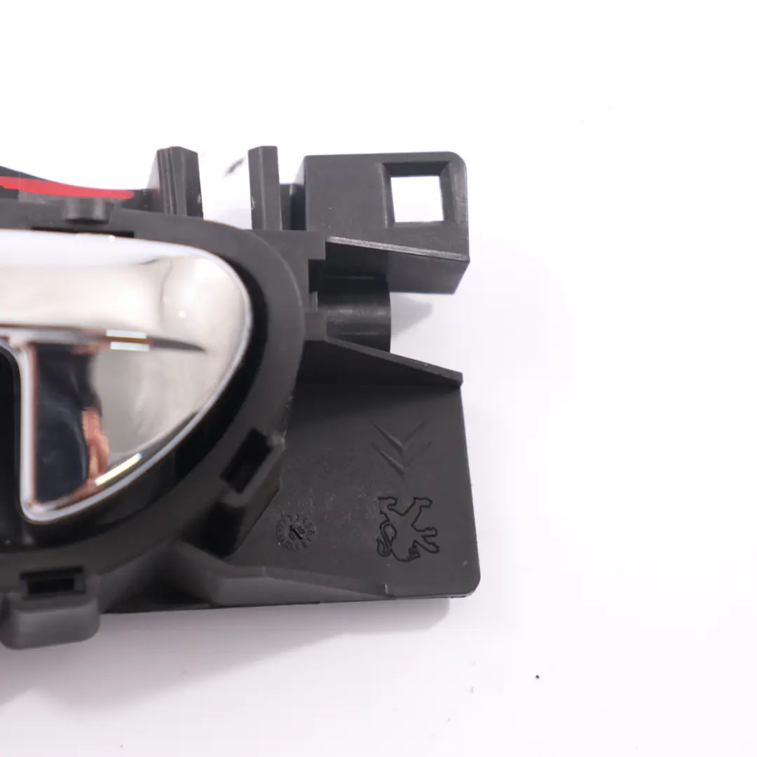 Embellecedor interior tirador puerta Peugeot 207 delantero izquierdo para con número de pieza 96555518VD Embellecedor interior tirador puerta Peugeot 207 delantero izquierdo - SKU 96555518VD - Número de pieza 96555518VD