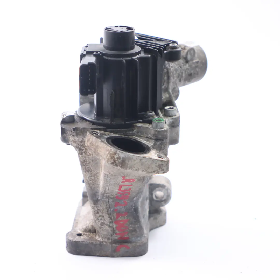 Cooler Valve to Land Rover Freelander 2 L359 2.2 Engine EGR with Part number 9656911780 Land Rover Freelander 2 L359 2.2 Engine EGR Cooler Valve - SKU 9656911780 - Part number 9656911780