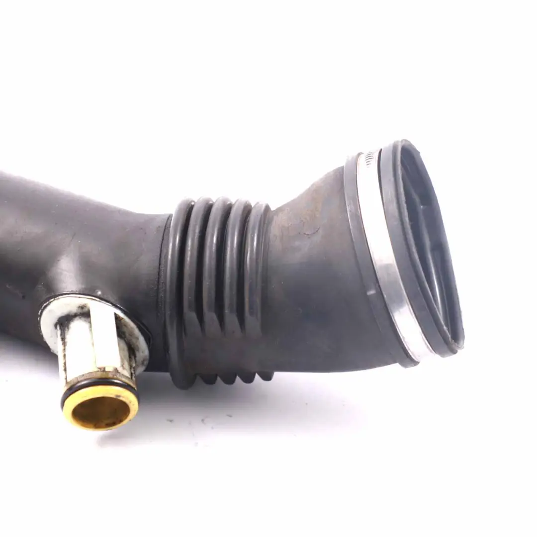 Hose Air Intake Pipe to Peugeot 207 1.6 HDI Diesel Intercooler with Part number 9656953680 Peugeot 207 1.6 HDI Diesel Intercooler Hose Air Intake Pipe - SKU 9656953680 - Part number 9656953680