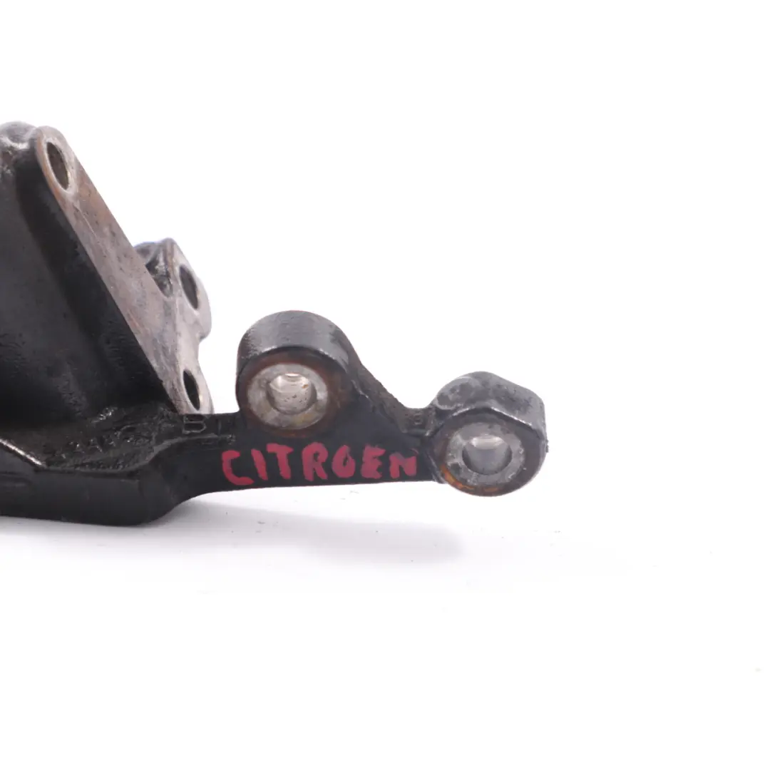 Citroen C4 Diesel Soporte del motor Soporte de montaje para con número de pieza 9657267780 Citroen C4 Diesel Soporte del motor Soporte de montaje - SKU 9657267780 - Número de pieza 9657267780