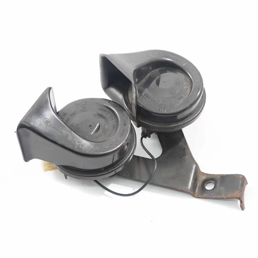 Señal de Doble Bocina Fanfarria Tono Alto Bajo para Peugeot 3008 con número de pieza 9657476680 Peugeot 3008 Señal de Doble Bocina Fanfarria Tono Alto Bajo - SKU 9657476680 - Número de pieza 9657476680