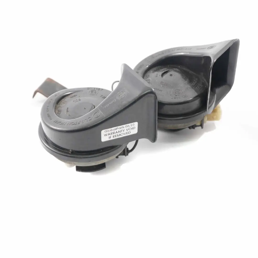 Horn Signal Fanfare High Low Tone Pitch to Peugeot 3008 Twin Double with Part number 9657476680 Peugeot 3008 Twin Double Horn Signal Fanfare High Low Tone Pitch - SKU 9657476680 - Part number 9657476680