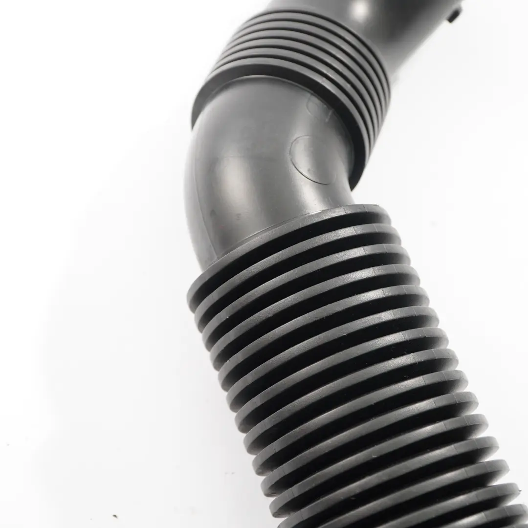 Citroen Berlingo Peugeot 3008 1.6 HDI Air Intake Pipe Hose Tube to with Part number 9660502880 Citroen Berlingo Peugeot 3008 1.6 HDI Air Intake Pipe Hose Tube - SKU 9660502880 - Part number 9660502880