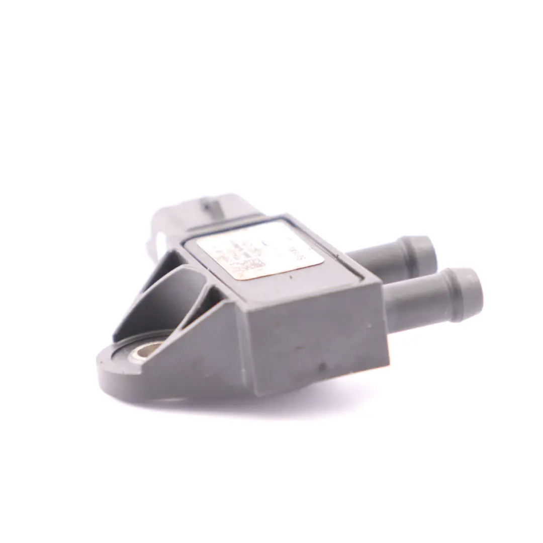 Citroen Peugeot 1.6 HDI Czujnik Ciśnienia Spalin do o numerze 9662143180 Citroen Peugeot 1.6 HDI Czujnik Ciśnienia Spalin - SKU 9662143180 - Numer Części 9662143180