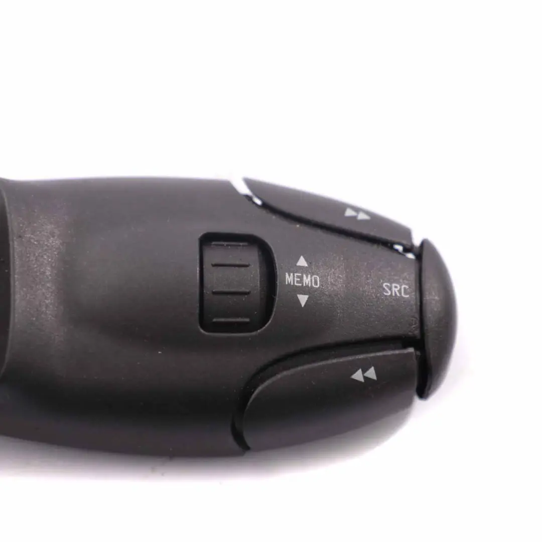 Unité contrôle l'interrupteur radio colonne direction pour Peugeot 207 307 à propos du numéro de pièce 96637240XT Peugeot 207 307 Unité contrôle l'interrupteur radio colonne direction - SKU 96637240XT - Numéro de pièce 96637240XT