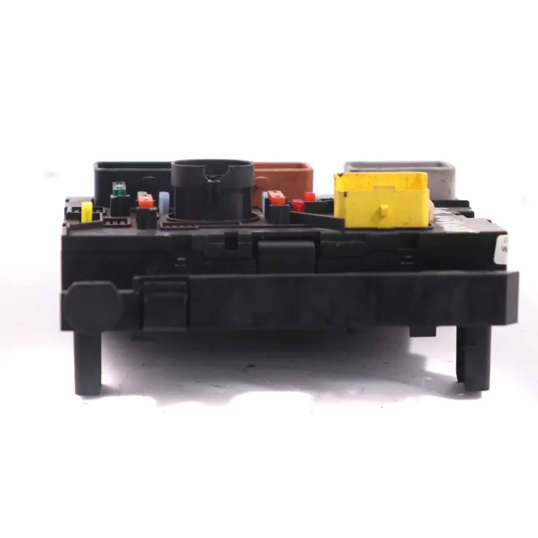 Sicherungs kasten BSM Steuergerät Modul für Peugeot 307 mit Teilenummer 9664055780 Peugeot 307 Sicherungs kasten BSM Steuergerät Modul - SKU 9664055780 - Teilenummer 9664055780