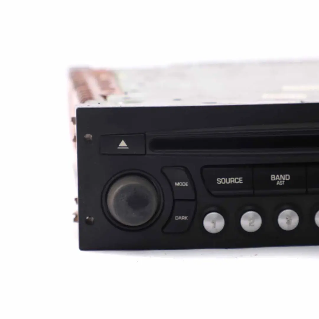 Lettore CD Radio Stereo Head Unit per Peugeot 207 con numero di parte 96643697XT00 Peugeot 207 Lettore CD Radio Stereo Head Unit - SKU 96643697XT00 - Numero di parte 96643697XT00