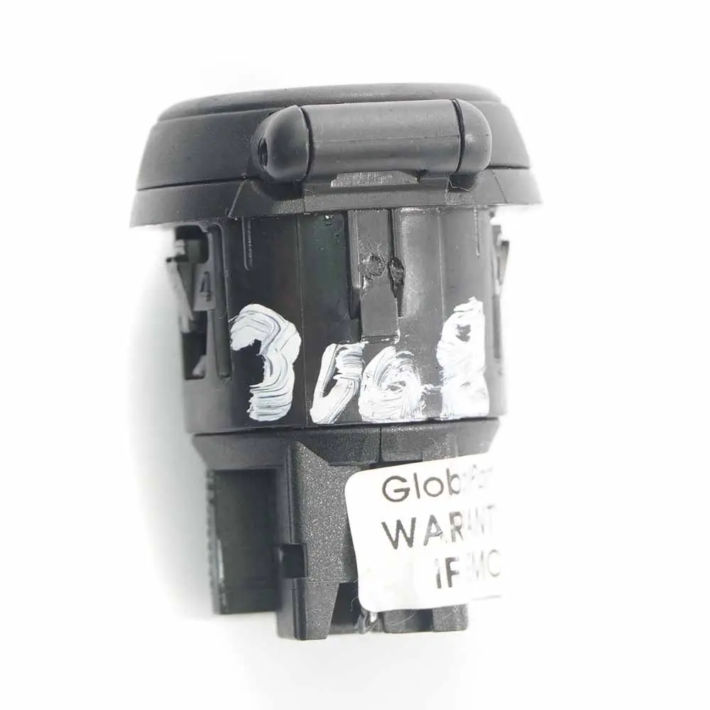 Peugeot 3008 USB AUX Connector Interface Adapter Port Socket - SKU 96647952XT - Part number 96647952XT