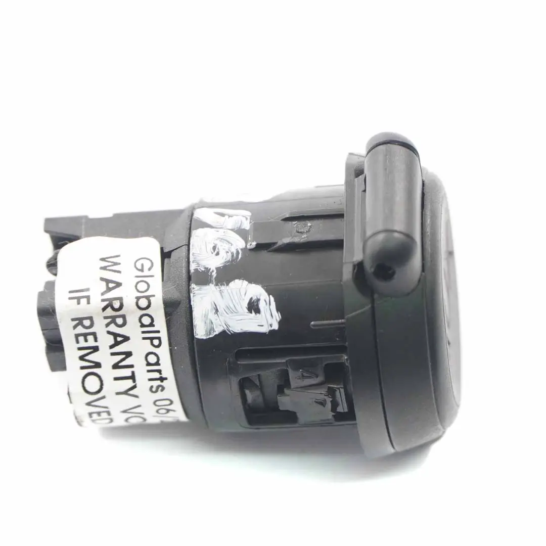 Gniazdo Wejście USB AUX do Peugeot 3008 o numerze 96647952XT Peugeot 3008 Gniazdo Wejście USB AUX - SKU 96647952XT - Numer Części 96647952XT