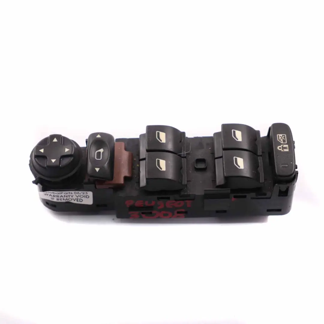 Interruttore alzacristalli controllo specchio lato guida per Peugeot 3008 con numero di parte 96650620ZD Peugeot 3008 Interruttore alzacristalli controllo specchio lato guida - SKU 96650620ZD - Numero di parte 96650620ZD