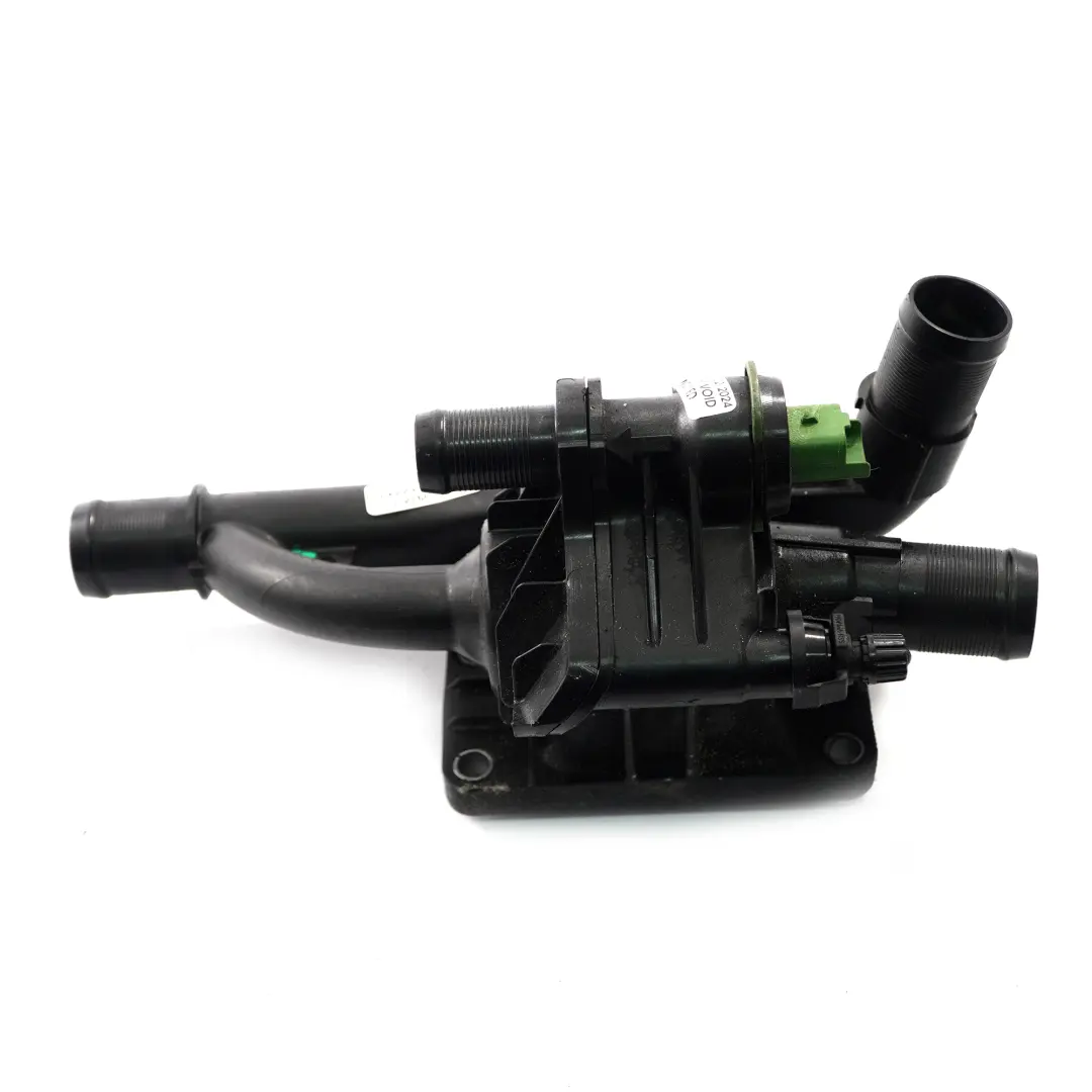 Peugeot 3008 5008 Citroen C4 1.6 Carcasa Termostato Diesel - SKU 9670253780 - Número de pieza 9670253780