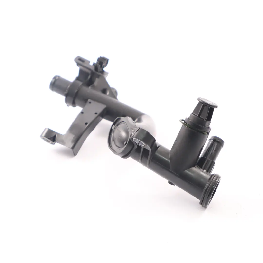  Tuyau d'eau Citroen C4 Berlingo Peugeot 207 1.6 HDI Conduite liquide - SKU 9670254180 - Numéro de pièce 9670254180