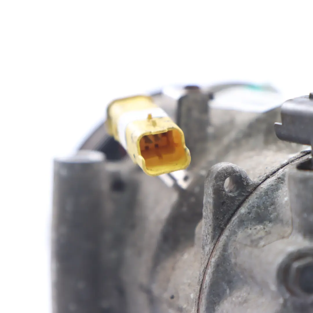 Citroen C3 1.6 HDI Compressore Aria Condizionata Pompa A/C per con numero di parte 9670318880 Citroen C3 1.6 HDI Compressore Aria Condizionata Pompa A/C - SKU 9670318880 - Numero di parte 9670318880