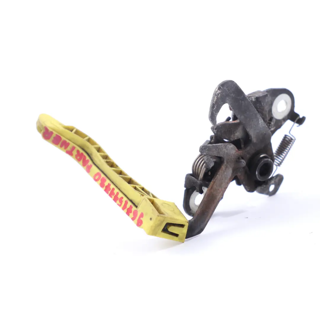 Serrure capot Peugeot Partner Citroen Berlingo Serrure capot avant pour à propos du numéro de pièce 9671577780 Serrure capot Peugeot Partner Citroen Berlingo Serrure capot avant - SKU 9671577780 - Numéro de pièce 9671577780