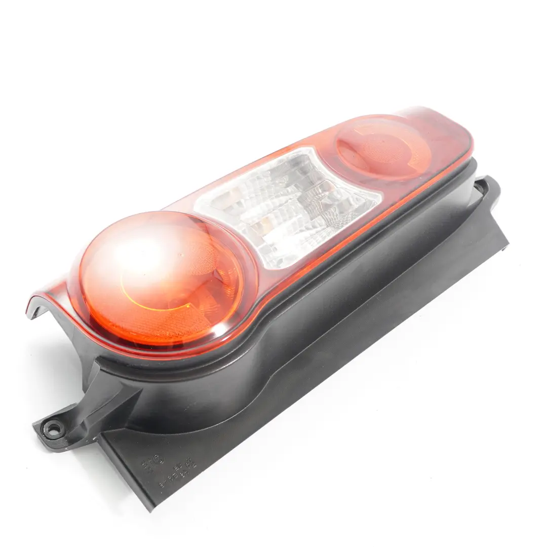  Citroen Berlingo Tail Light Rear Lamp Left N/S Side Panel - SKU 9672205580 - Part number 9672205580