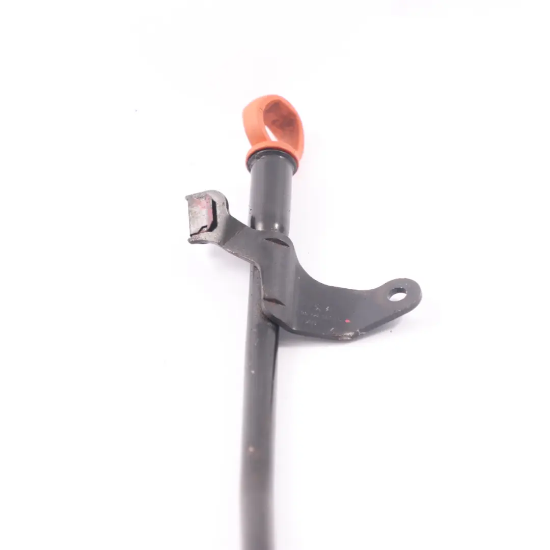 Jauge d'huile Vérification du niveau d'huile pour Peugeot 207 1.6 HDi à propos du numéro de pièce 9672250580 Peugeot 207 1.6 HDi Jauge d'huile Vérification du niveau d'huile - SKU 9672250580 - Numéro de pièce 9672250580