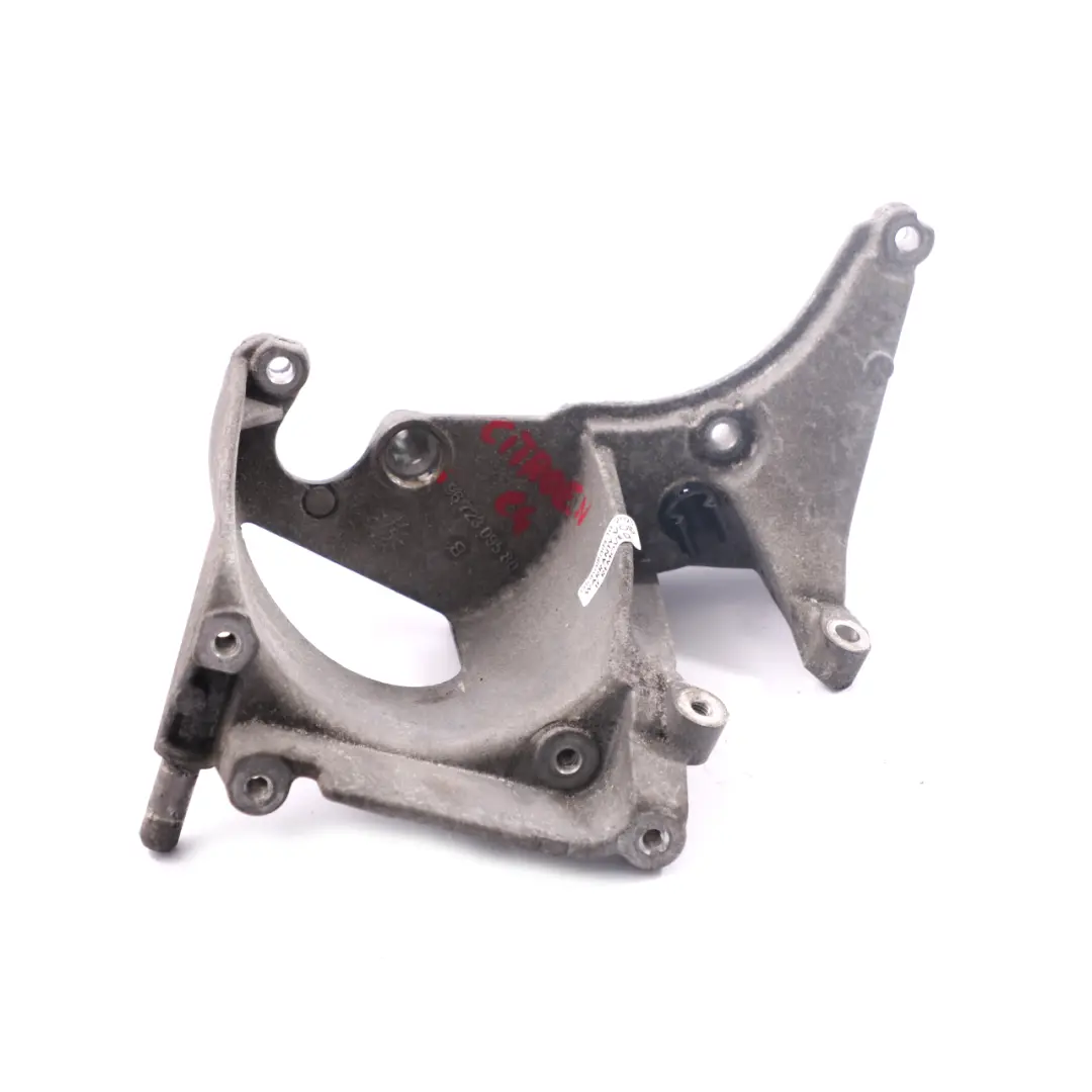 Filter Housing Citroen C4 1.6 HDi Mount Bracket Support to Fuel with Part number 9672309580 Fuel Filter Housing Citroen C4 1.6 HDi Mount Bracket Support - SKU 9672309580 - Part number 9672309580