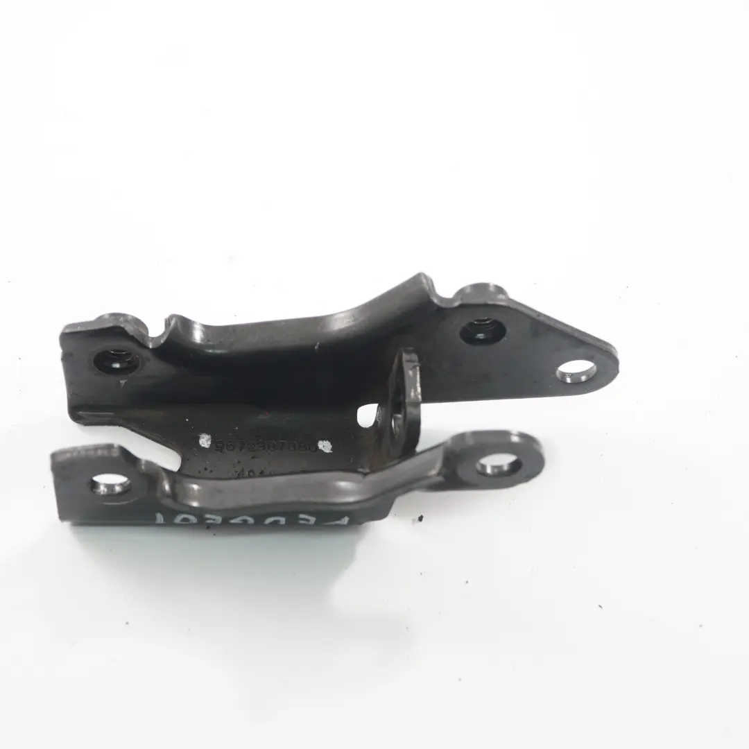 Soporte turbocompresor Soporte motor 9672950980 para Peugeot 207 con número de pieza 9672907080 Peugeot 207 Soporte turbocompresor Soporte motor 9672950980 - SKU 9672907080 - Número de pieza 9672907080