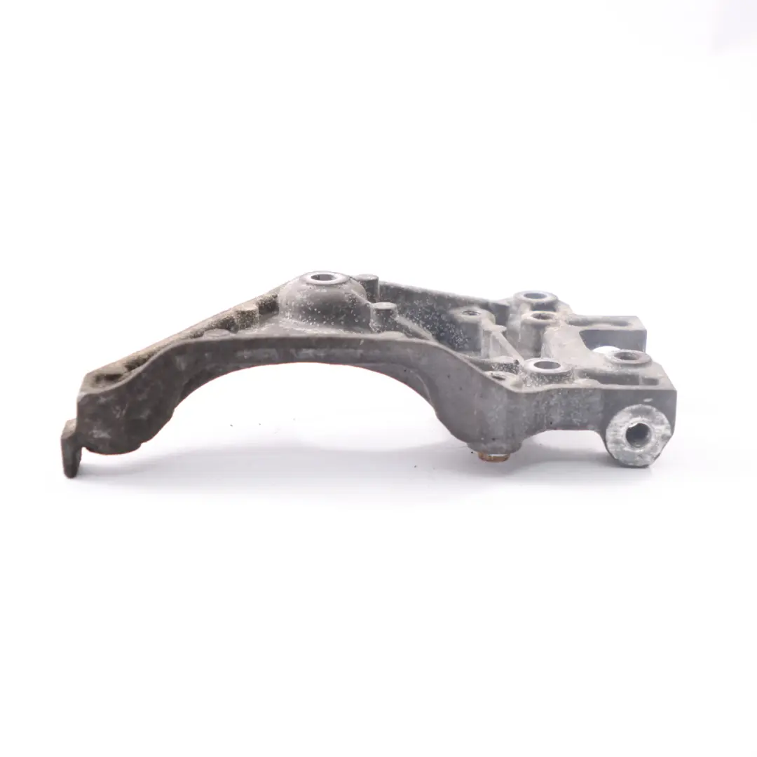 Citroen C4 1.6 HDI Klima kompressor Pumpe Halterung für Peugeot 207 mit Teilenummer 9672950980 Peugeot 207 Citroen C4 1.6 HDI Klima kompressor Pumpe Halterung - SKU 9672950980 - Teilenummer 9672950980