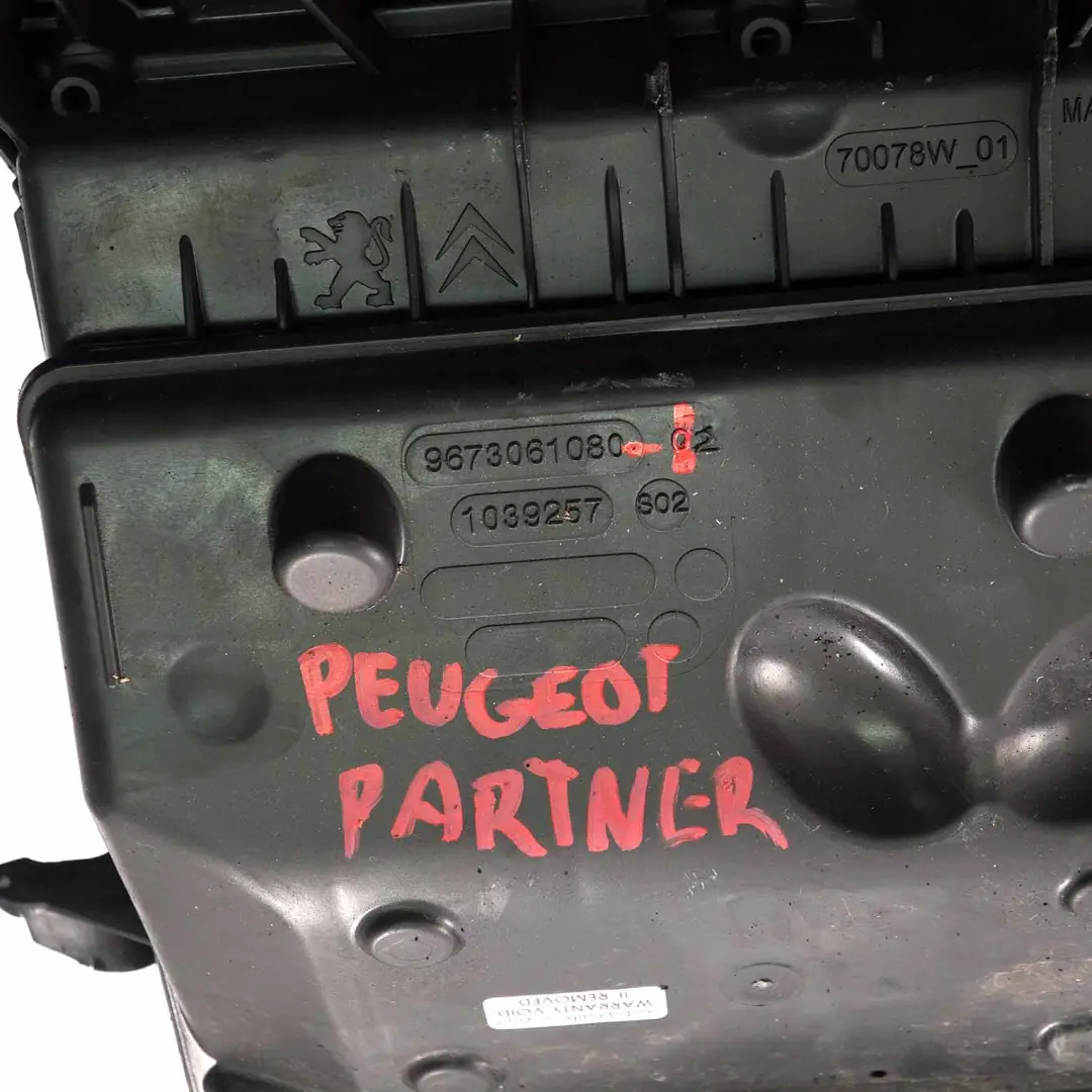  Boîtier filtre air Citroën Berlingo Peugeot Partner Boîtier filtre - SKU 9673061080-1 - Numéro de pièce 9673061080