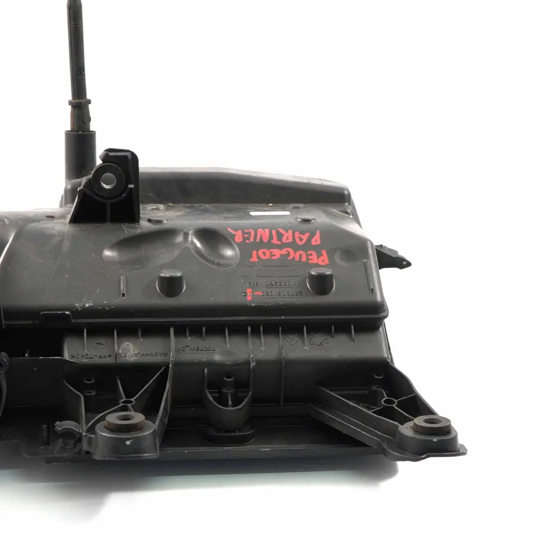 Luft filter gehäuse Citroen Berlingo Ansaugkasten Abdeckung für mit Teilenummer 9673061080 Luft filter gehäuse Citroen Berlingo Ansaugkasten Abdeckung - SKU 9673061080-1 - Teilenummer 9673061080