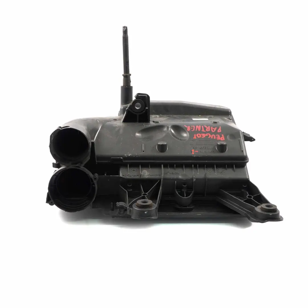 Boîtier filtre air Citroën Berlingo Peugeot Partner Boîtier filtre pour à propos du numéro de pièce 9673061080 Boîtier filtre air Citroën Berlingo Peugeot Partner Boîtier filtre - SKU 9673061080 - Numéro de pièce 9673061080