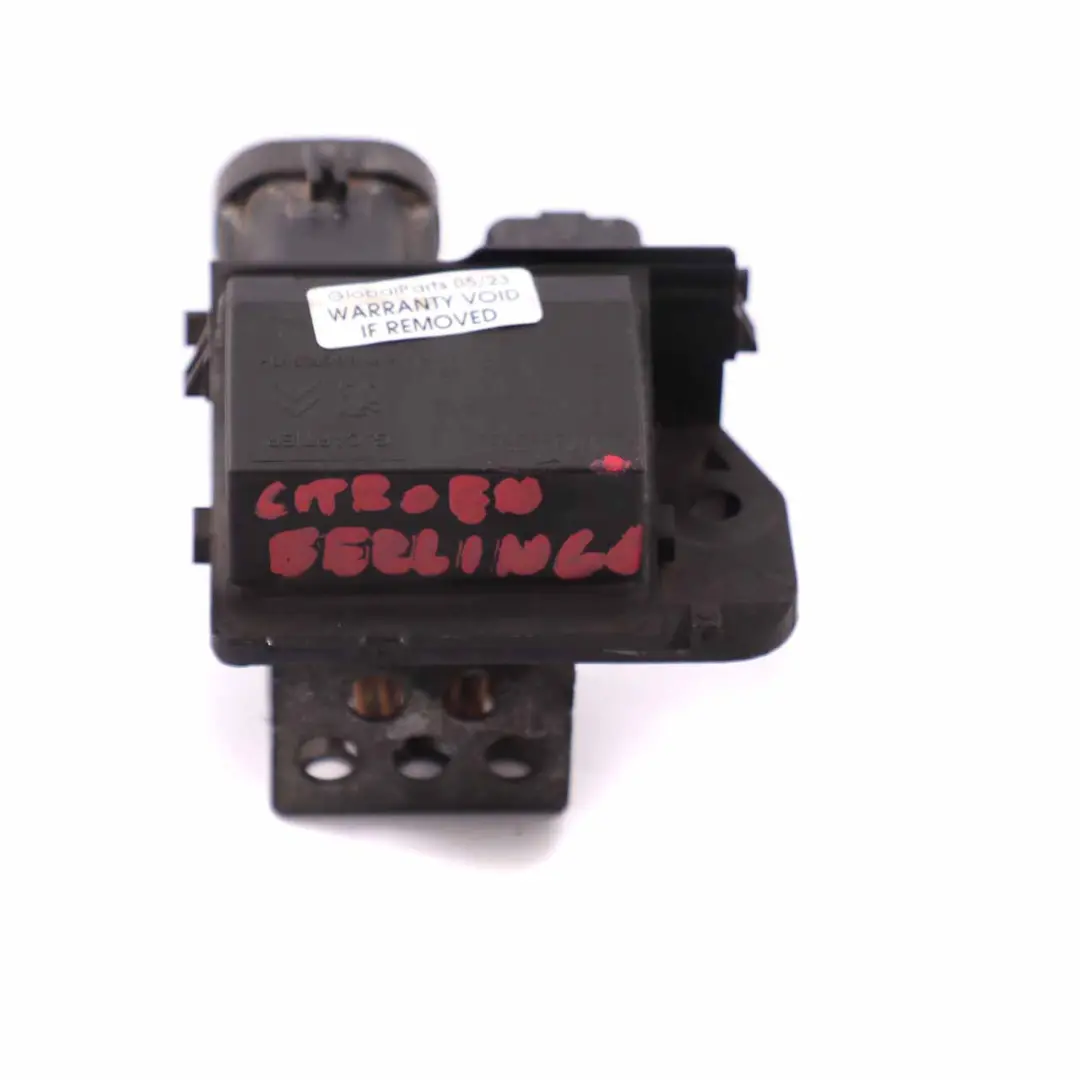 Blower Resistor Citroen Berlingo Peugeot Partner Heater Radiator Fan to with Part number 9673999880 Blower Resistor Citroen Berlingo Peugeot Partner Heater Radiator Fan - SKU 9673999880 - Part number 9673999880