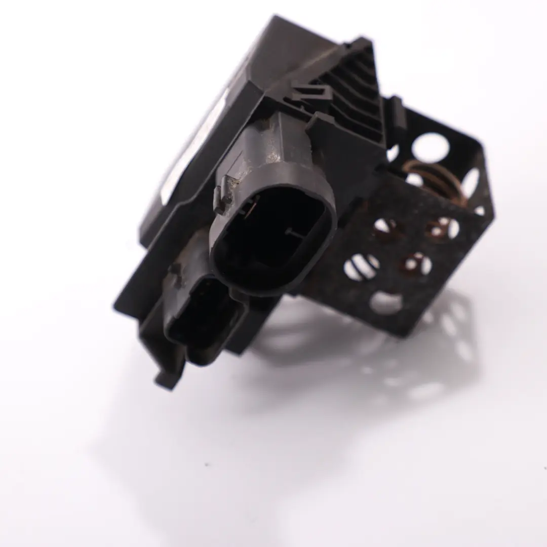 Resistencia soplado Citroen Berlingo Peugeot Partner Ventilador radiador para con número de pieza 9673999880 Resistencia soplado Citroen Berlingo Peugeot Partner Ventilador radiador - SKU 9673999880 - Número de pieza 9673999880