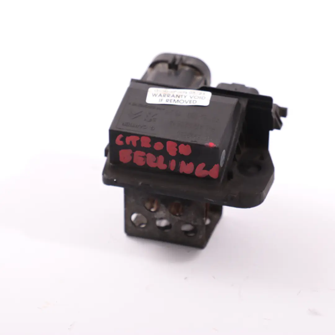 Resistencia soplado Citroen Berlingo Peugeot Partner Ventilador radiador para con número de pieza 9673999880 Resistencia soplado Citroen Berlingo Peugeot Partner Ventilador radiador - SKU 9673999880 - Número de pieza 9673999880