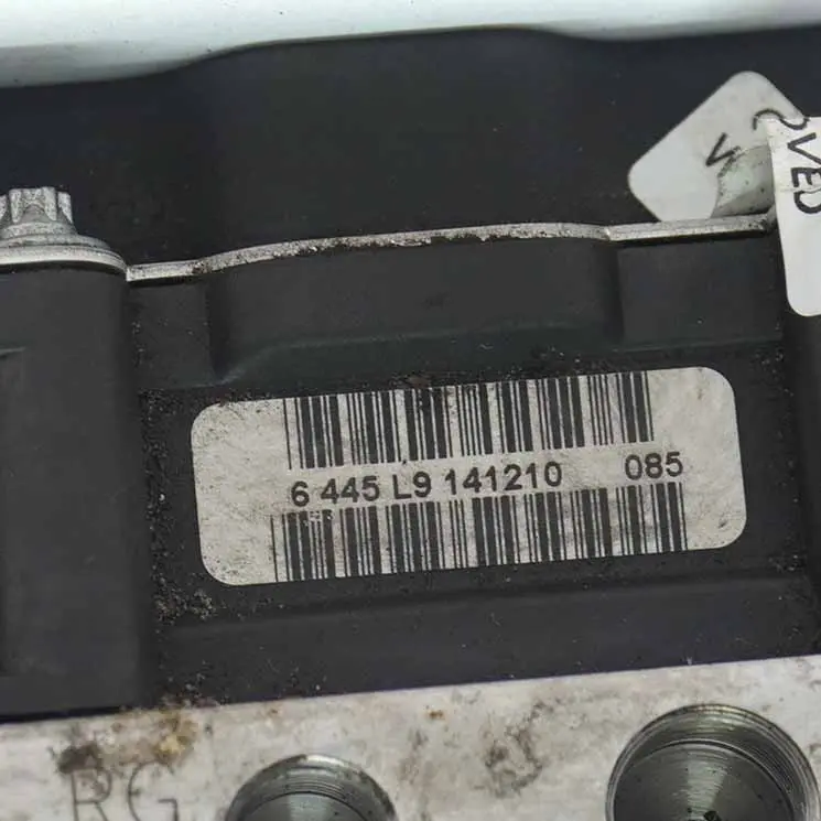 Brake Pump ABS Hydraulic Braking Control Unit to Peugeot 3008 with Part number 9674677580 Peugeot 3008 Brake Pump ABS Hydraulic Braking Control Unit - SKU 9674677580 - Part number 9674677580