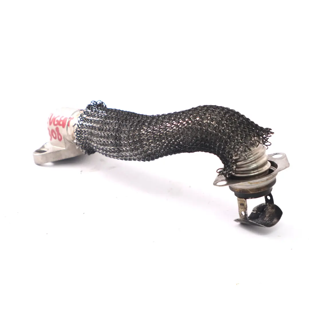 Pipe Peugeot 308 3008 1.6 HDI Diesel Engine Valve Line Hose to EGR with Part number 9674950180 EGR Pipe Peugeot 308 3008 1.6 HDI Diesel Engine Valve Line Hose - SKU 9674950180 - Part number 9674950180