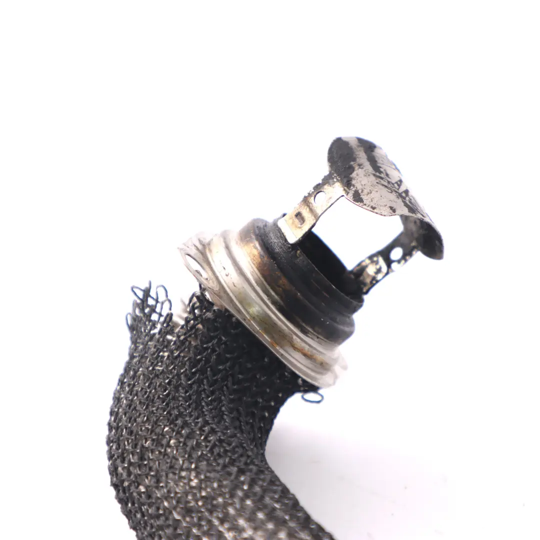 Pipe Peugeot 308 3008 1.6 HDI Diesel Engine Valve Line Hose to EGR with Part number 9674950180 EGR Pipe Peugeot 308 3008 1.6 HDI Diesel Engine Valve Line Hose - SKU 9674950180 - Part number 9674950180